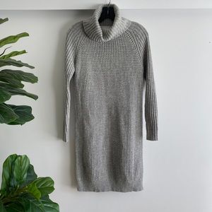 Uniqlo Sweater Dress Women's XS Gray Turtle Cook Neck Knit Wool Winter Fall